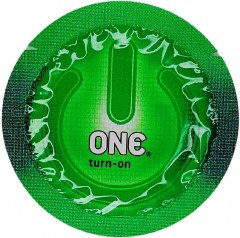 Презерватив One Glowing Pleasure Світиться у темряві 1 шт