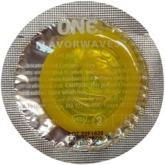 Презервативи One Flavor Waves Банановий спліт Жовті 3 шт