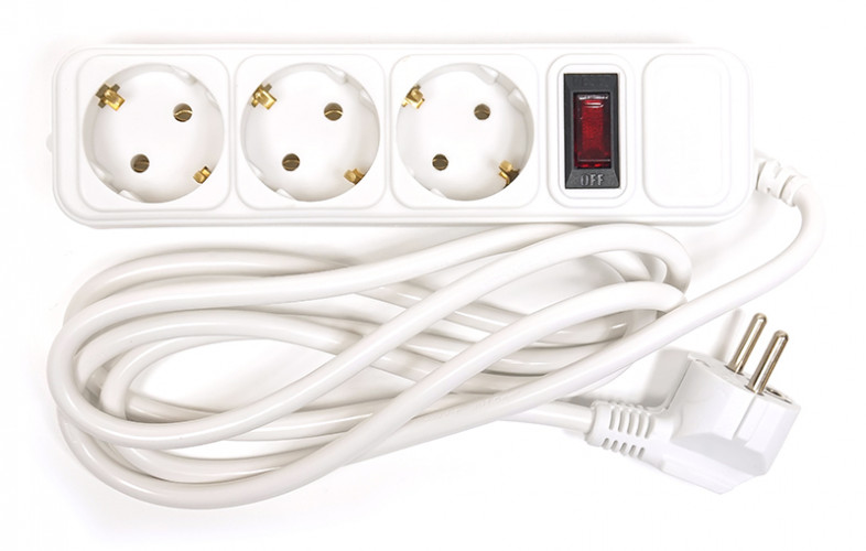 Сетевой фильтр PowerPlant 1.8 м, 3x1.5мм2, 10А, 3 розетки, евростандарт (JY-1054/1.8), коробка