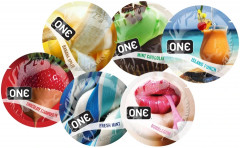 Набір One Презервативи Thirty Shades of passion 30 шт + Неонові кубики з позами для сексу