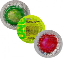 Презерватив One Glowing Pleasure, Color Sensations, Flavor Waves 3 шт