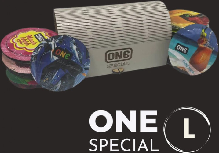 Набір презервативів One Special 20 шт у дерев'яній скриньці L